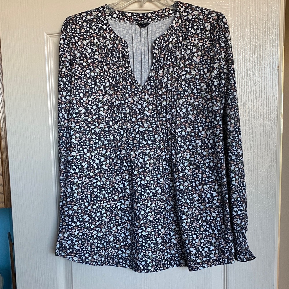 Chic Floral Long Sleeve Blouse